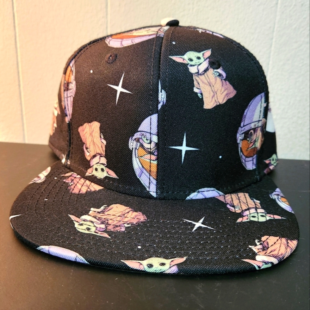 Disney Star Wars Grogu Mandalorian Flatbill Snapback Adult Size Hat